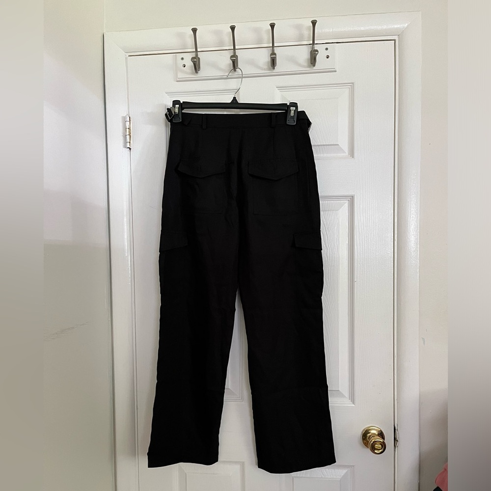 Medium Black Adjustable Waistband Cargo Pants